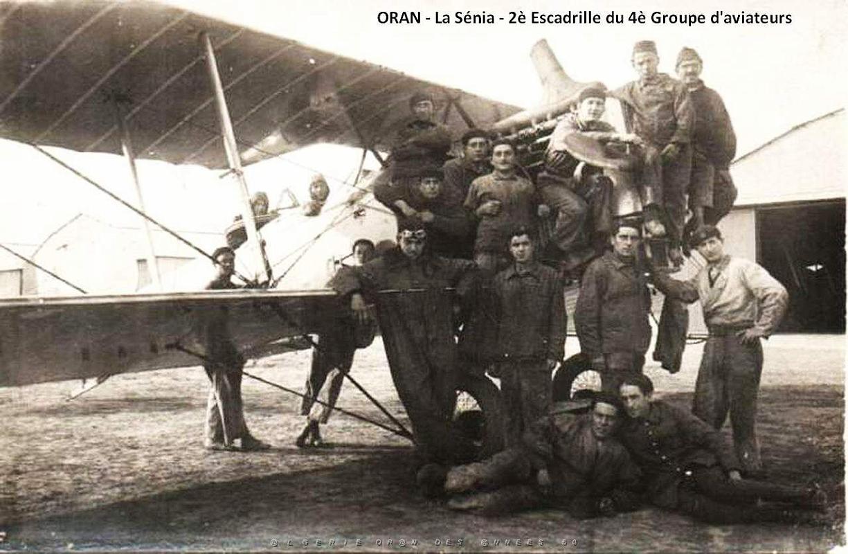 Oran- SDV- 7133- La Senia- 2eme escadrille du 4eme groupe d'aviateurs.jpg